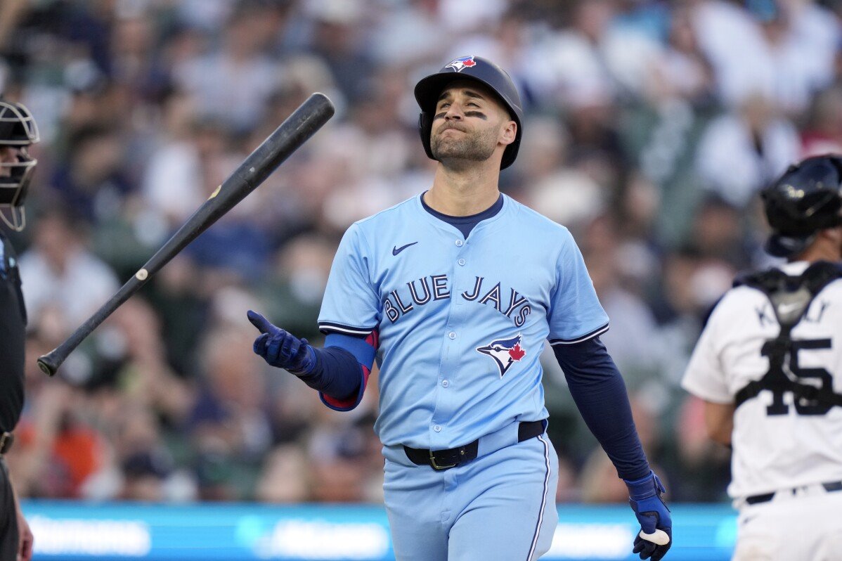 تعطيل إعادة النظر في تقييمات مباراة بين Blue Jays وTigers بعد تعطل الطاقة الكهربائية التي أثرت على البثين