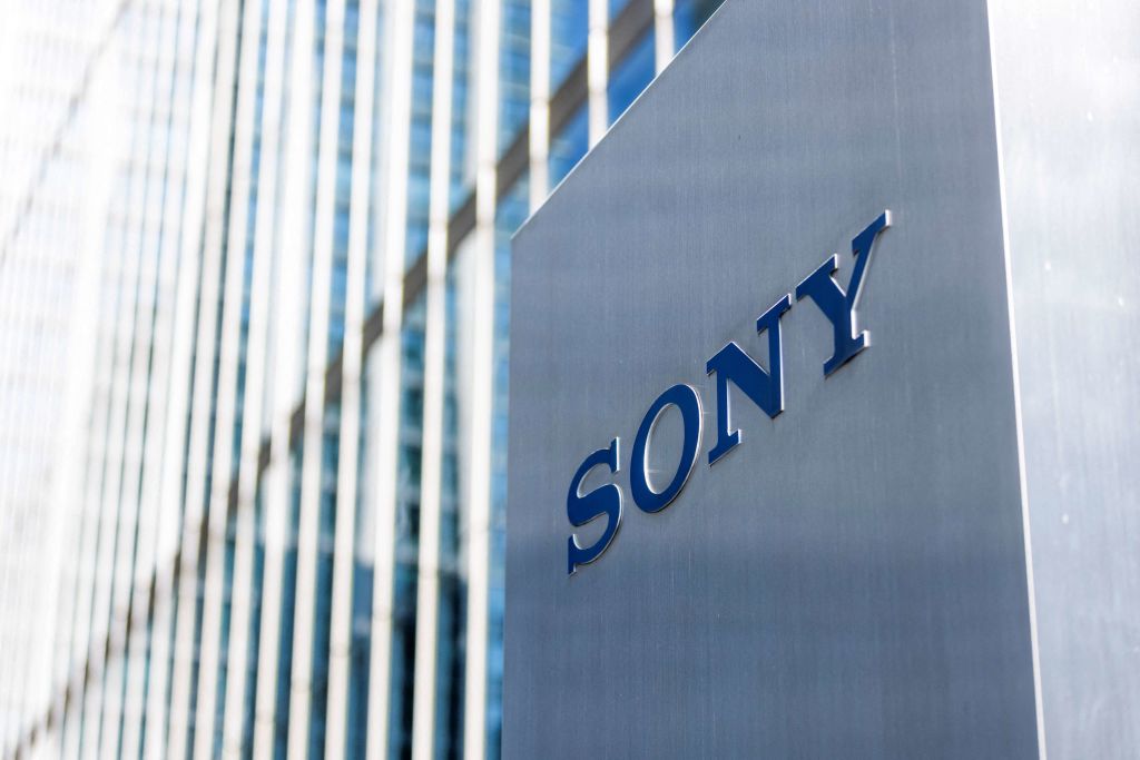 تحذير شركة Sony Music لشركات التكنولوجيا بشأن استخدام محتواها بدون إذن لتدريب الذكاء الاصطناعي