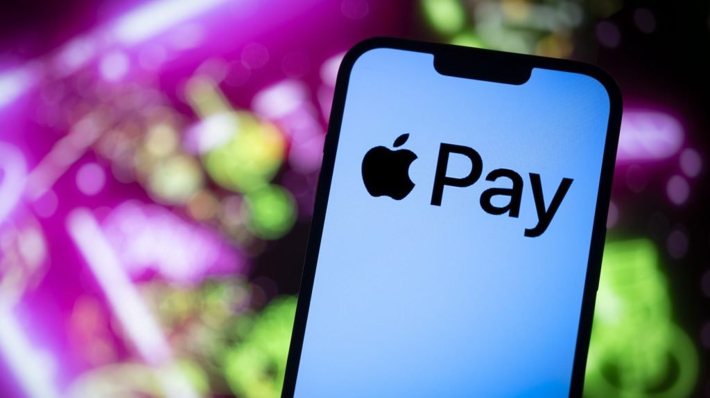 الاتحاد الأوروبي ينهي التحقيق في Apple Pay بالتزامات ملزمة لفتح الدفع اللاسلكي